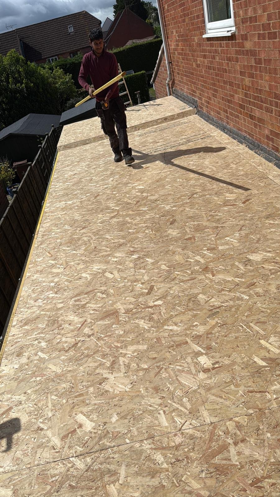 Flat roof installation